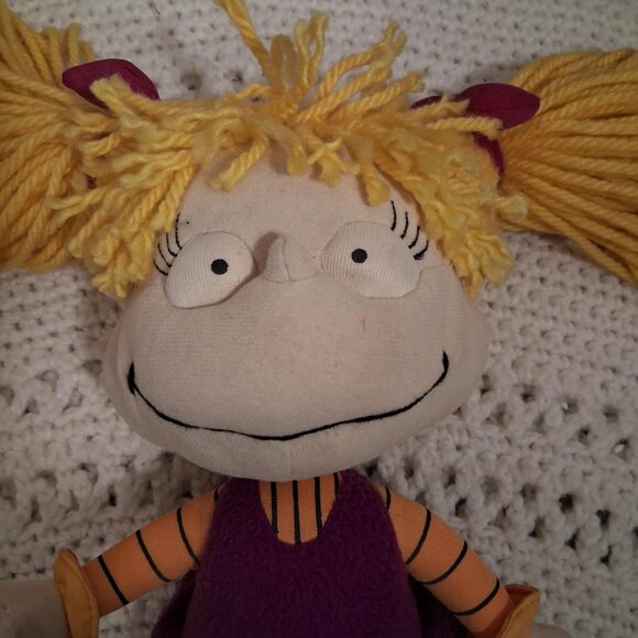 ANGELICA FROM RUG RATS YEAR 2000 PLUSH - Picture 2 of 6